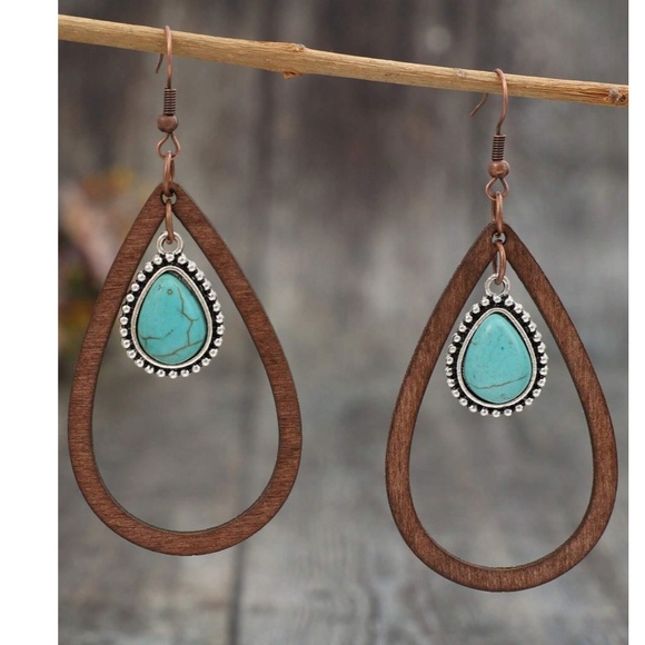 Boho Lightweight Wood Statement Earrings - Picture 2 of 3